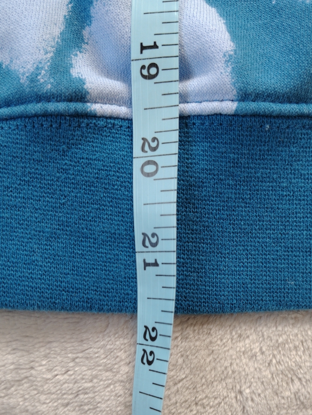 Nike Blue & Light Blue Tie Dye Splotch Print Crewneck Youth Sweatshirt Size XL - Picture 7 of 9